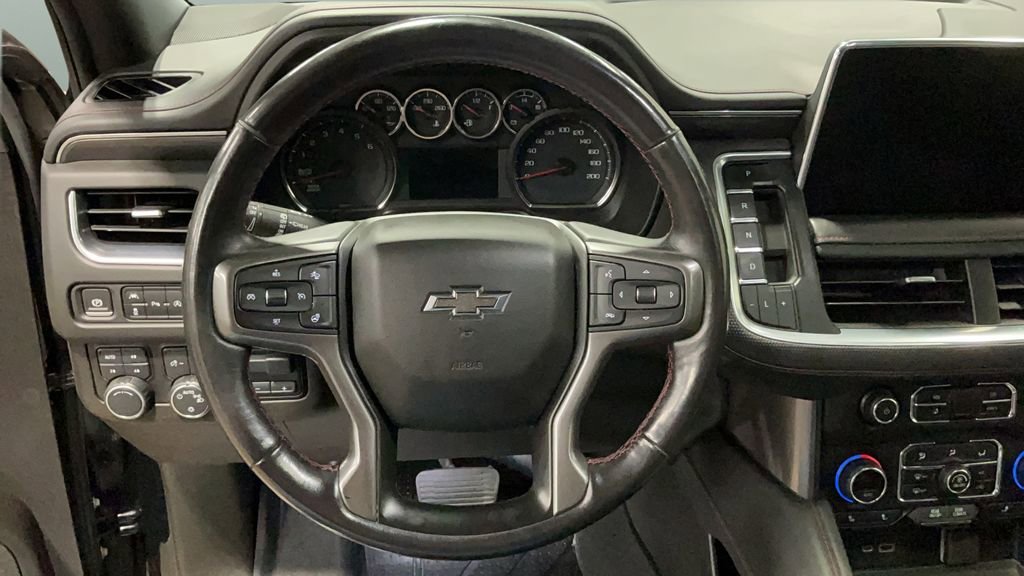 Used 2021 Chevrolet Suburban RST w/ Luxury Package image 15