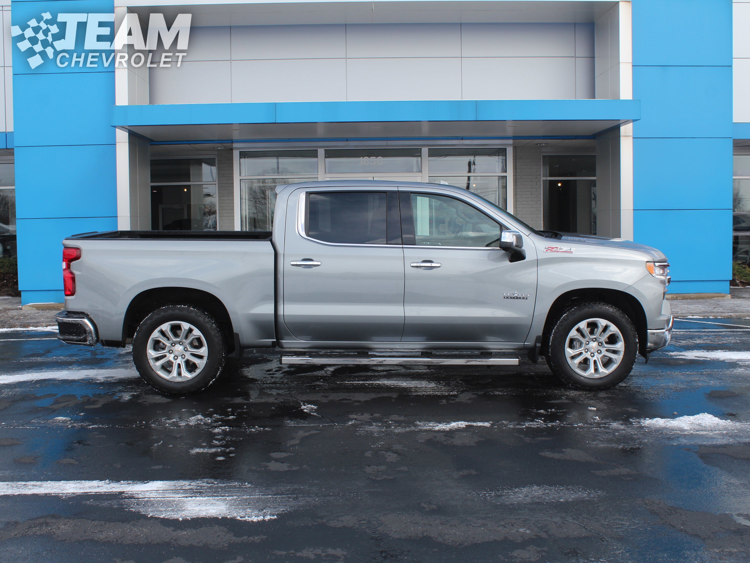 Certified 2025 Chevrolet Silverado 1500 LTZ w/ LTZ Premium Texas Edition image 3