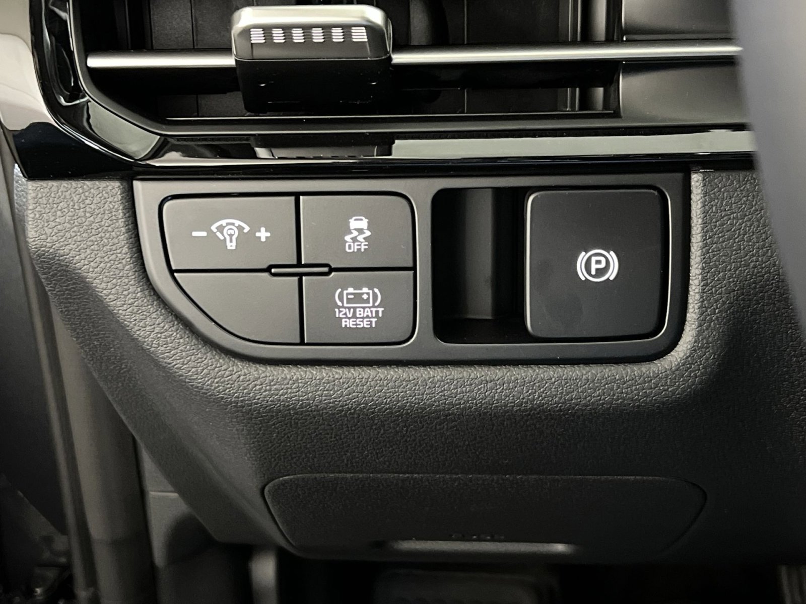 New 2026 Kia Sportage S image 33