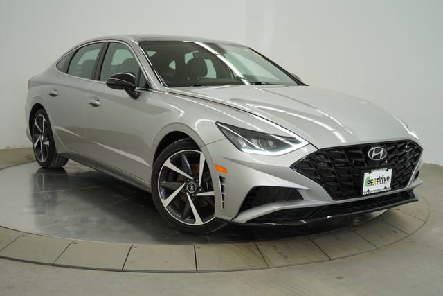 Used 2022 Hyundai Sonata SEL Plus image 3