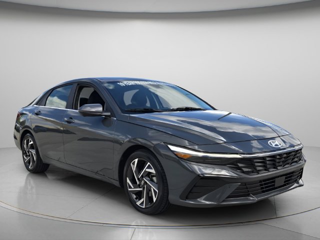Used 2024 Hyundai Elantra Limited FWD image 8