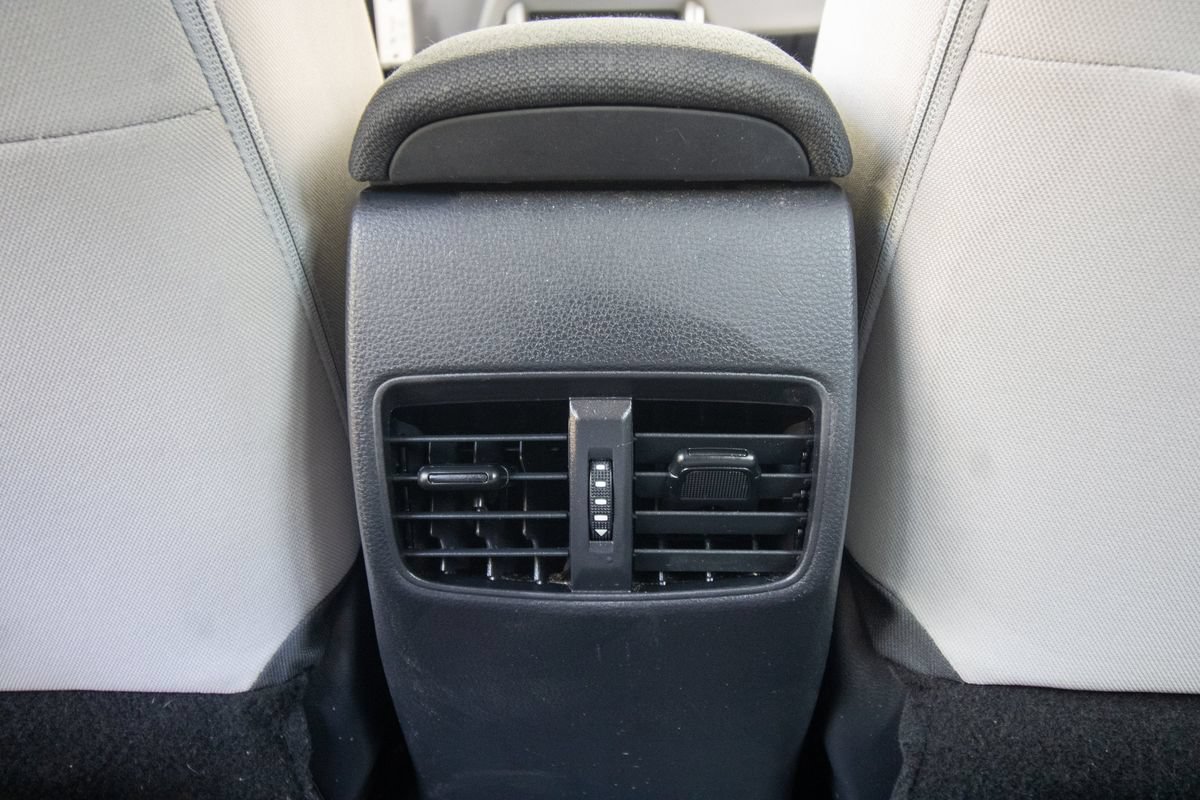 Used 2022 Toyota Corolla Cross L FWD image 35