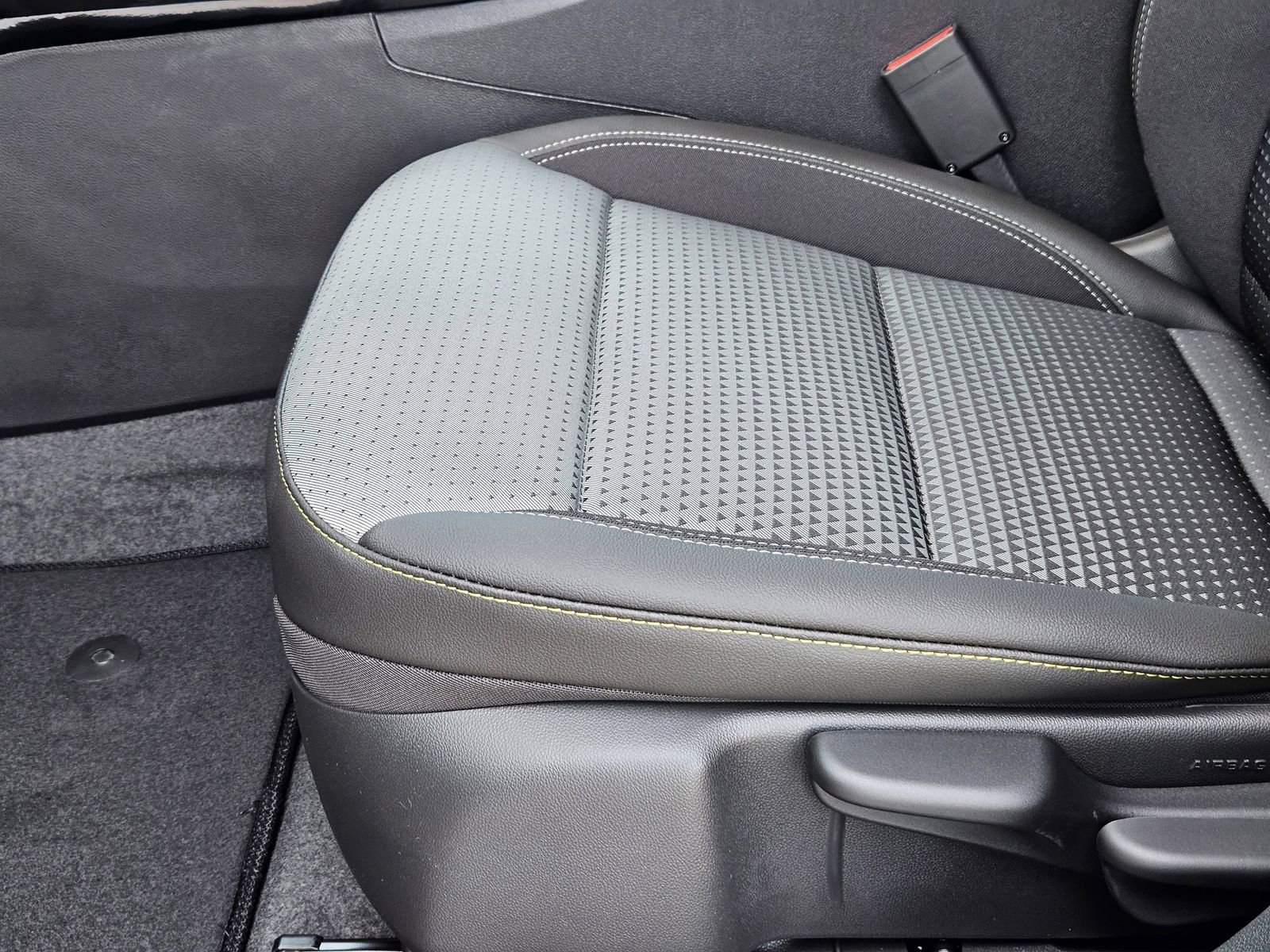 New 2026 Chevrolet Trax LT w/ Driver Confidence Package image 24