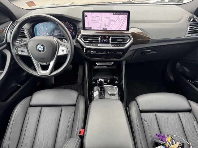 Used 2023 BMW X4 xDrive30i image 17