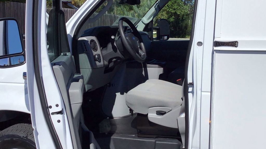 New 2026 Ford E-350 and Econoline 350 Super Duty w/ Power Equipment Group image 12