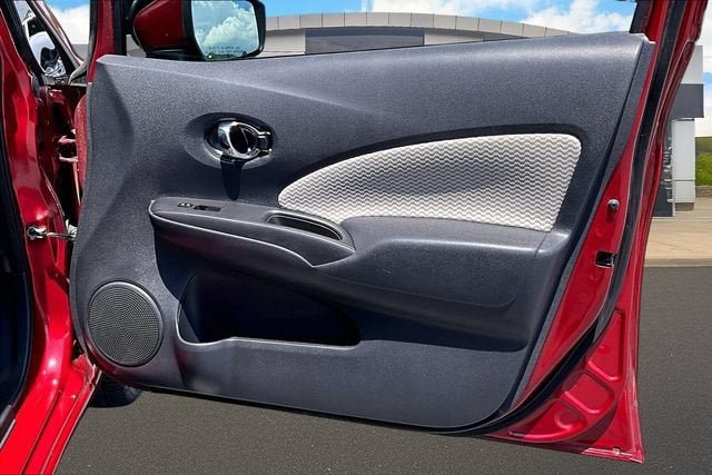 Used 2017 Nissan Versa Note FWD image 19