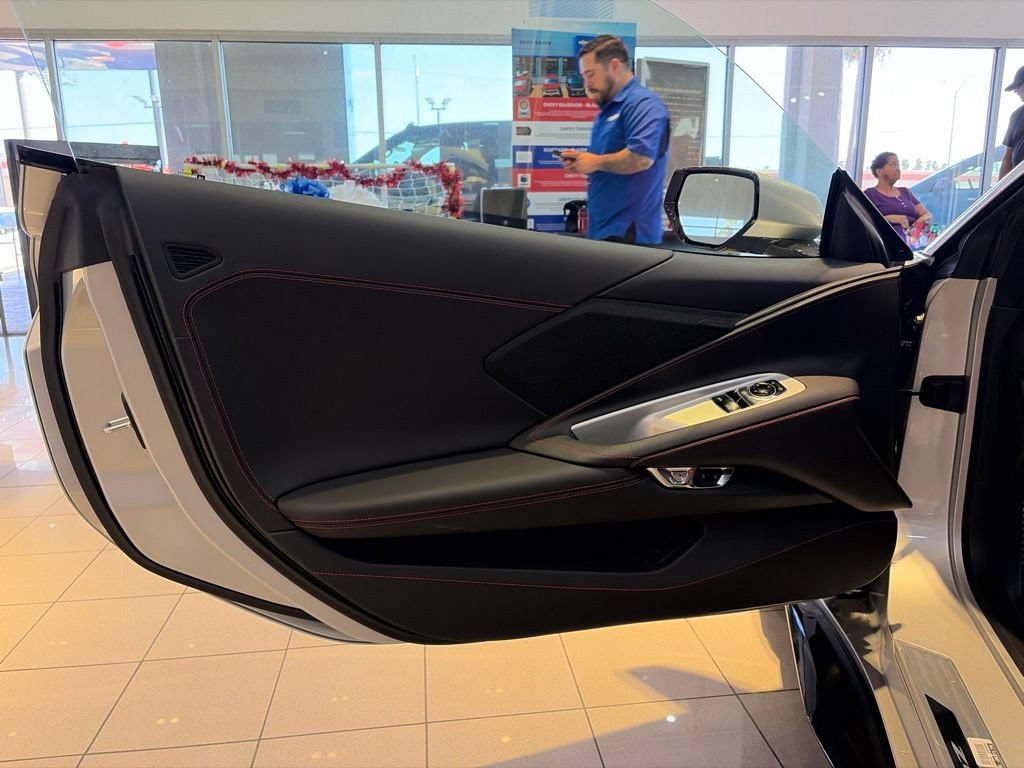 New 2027 Chevrolet Corvette Z06 RWD image 12