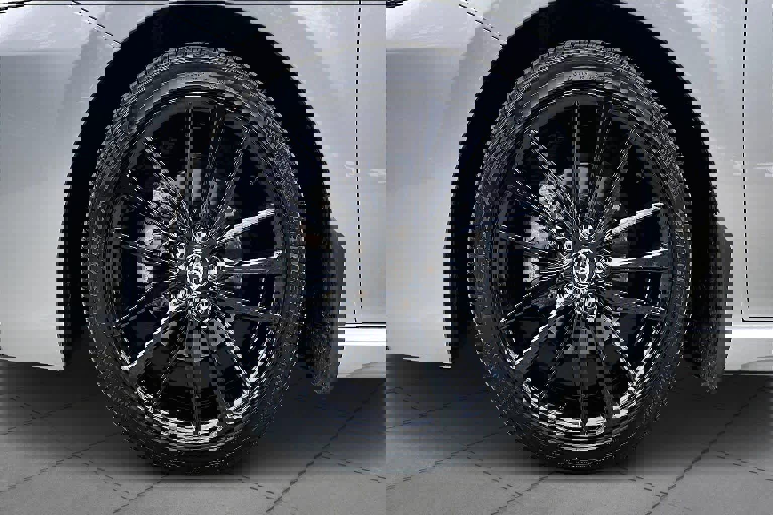 Certified 2024 Toyota Camry XSE w/ Navigation Package image 11