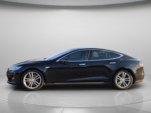 Used 2015 Tesla Model S 85 RWD image 3