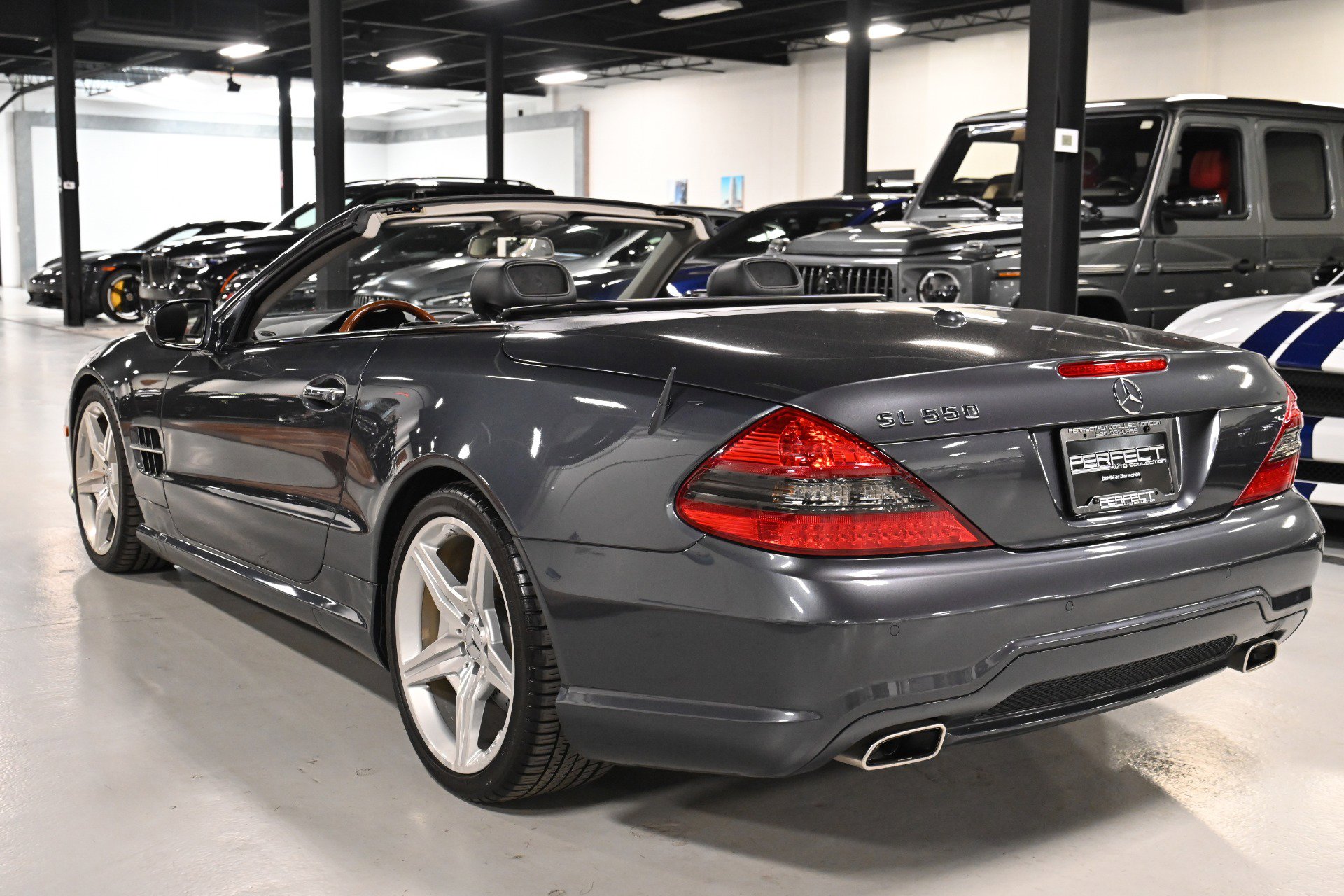 Used 2009 Mercedes-Benz SL 550 image 56
