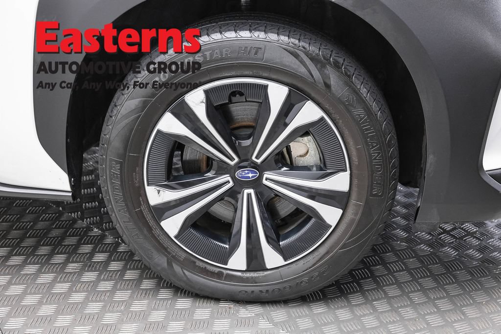 Used 2023 Subaru Solterra AWD image 30