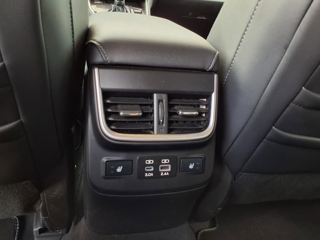 Used 2023 Subaru Outback Touring image 27