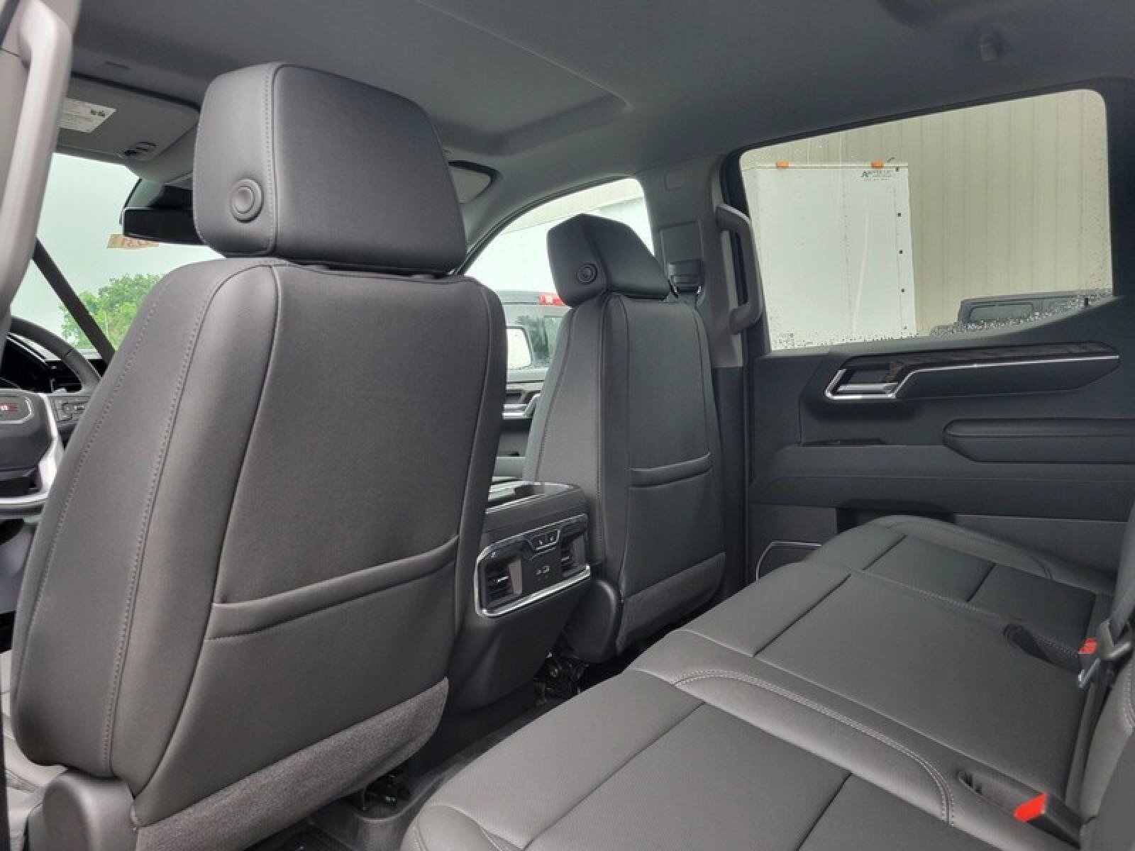 New 2026 GMC Sierra 1500 SLT w/ SLT Premium Plus Package AWD/4WD image 24