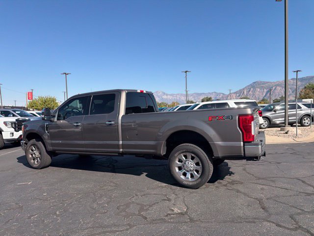 Used 2019 Ford F350 King Ranch w/ King Ranch Ultimate Package AWD/4WD image 13