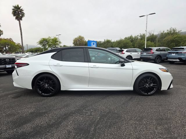 Used 2022 Toyota Camry XSE FWD image 6