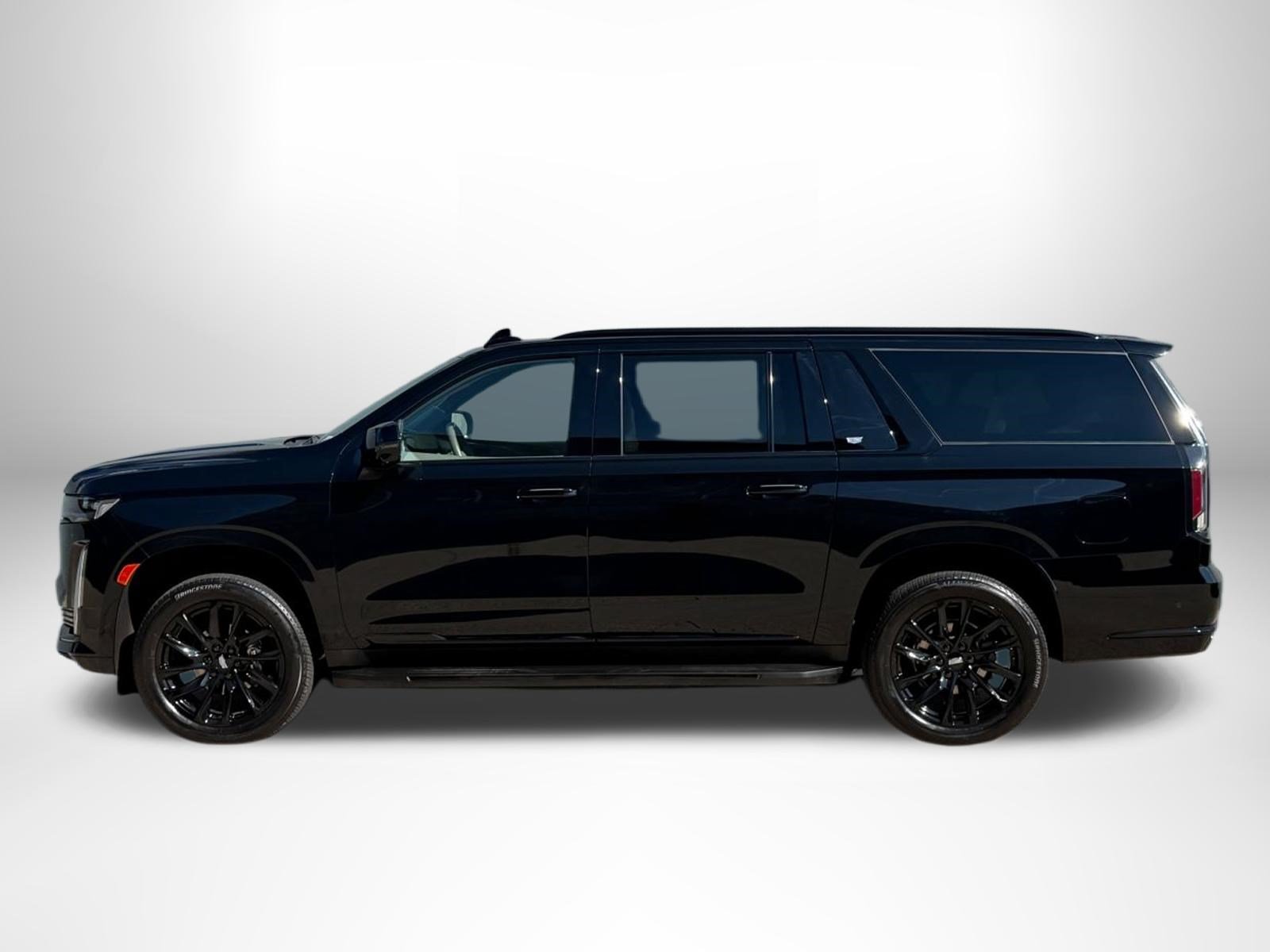 Used 2024 Cadillac Escalade ESV Sport Platinum w/ LPO, ONYX Package AWD/4WD image 6