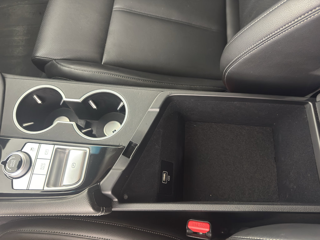 Used 2023 Genesis G70 2.0T RWD image 29