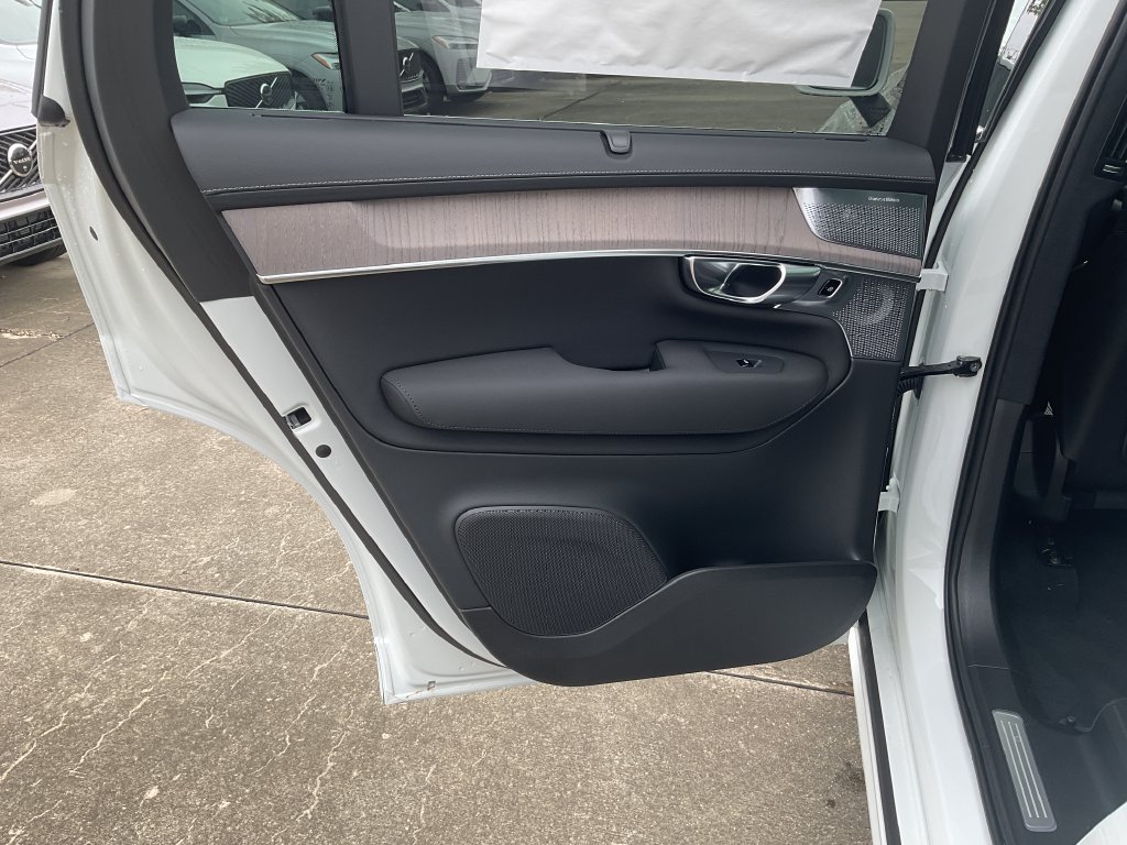 New 2027 Volvo XC90 B6 Ultra AWD/4WD image 13