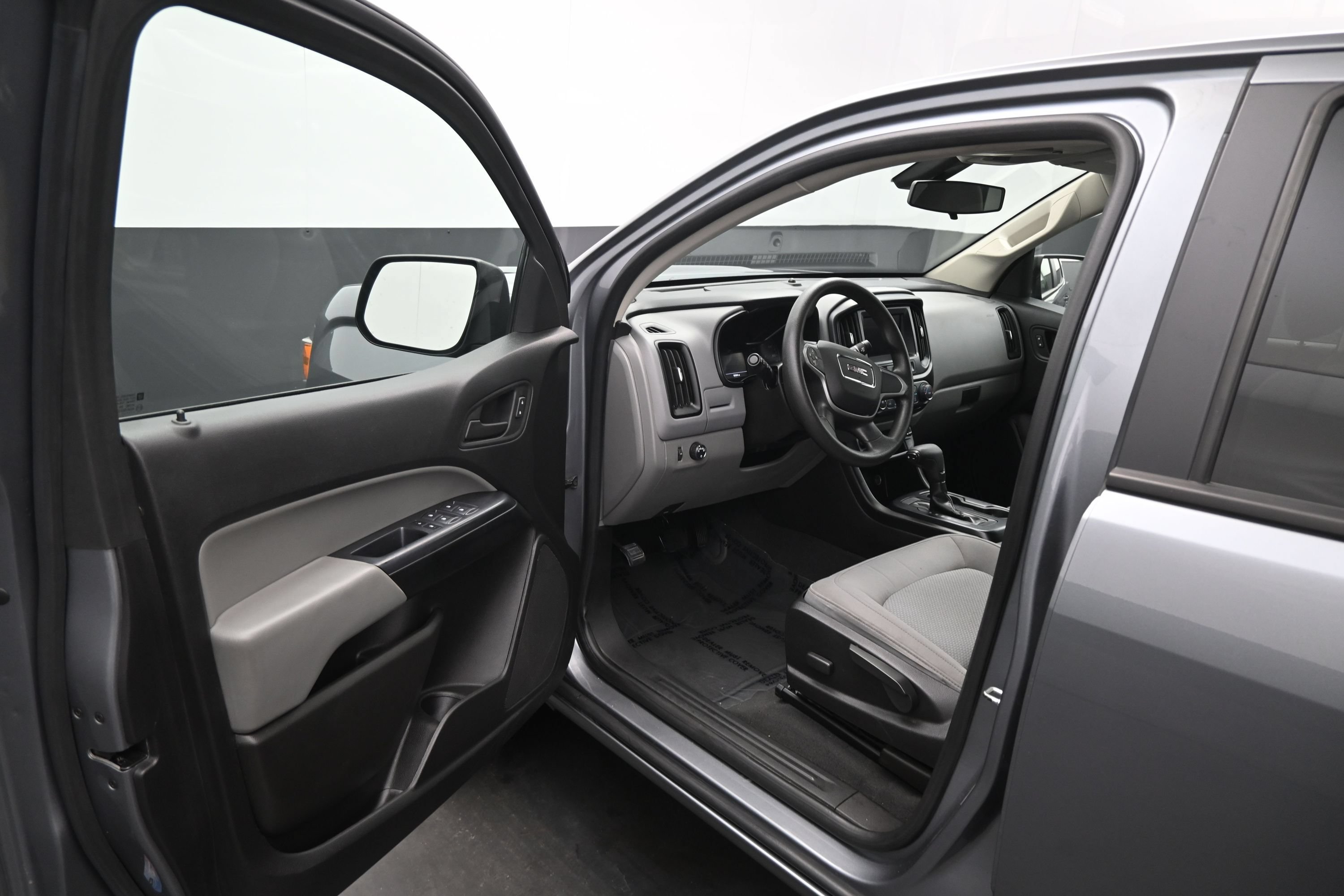 Used 2021 GMC Canyon Elevation Standard w/ Convenience Package RWD image 18