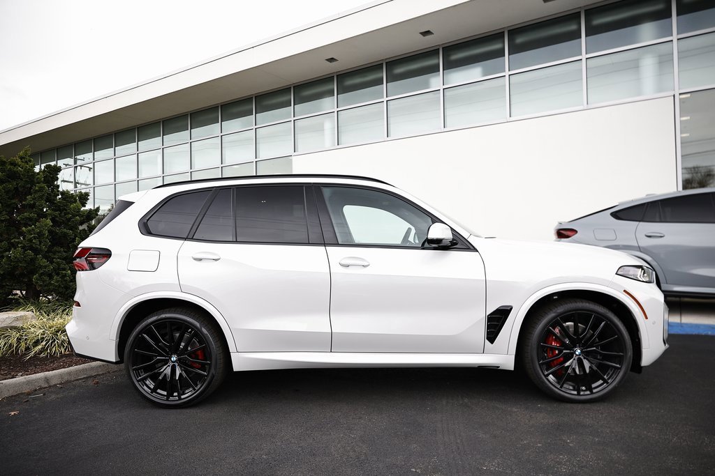 New 2026 BMW X5 xDrive40i w/ M Sport Package image 4