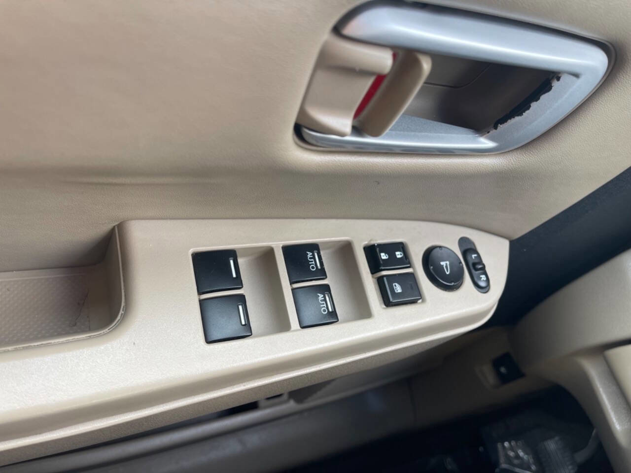 Used 2009 Honda Pilot EX-L image 11