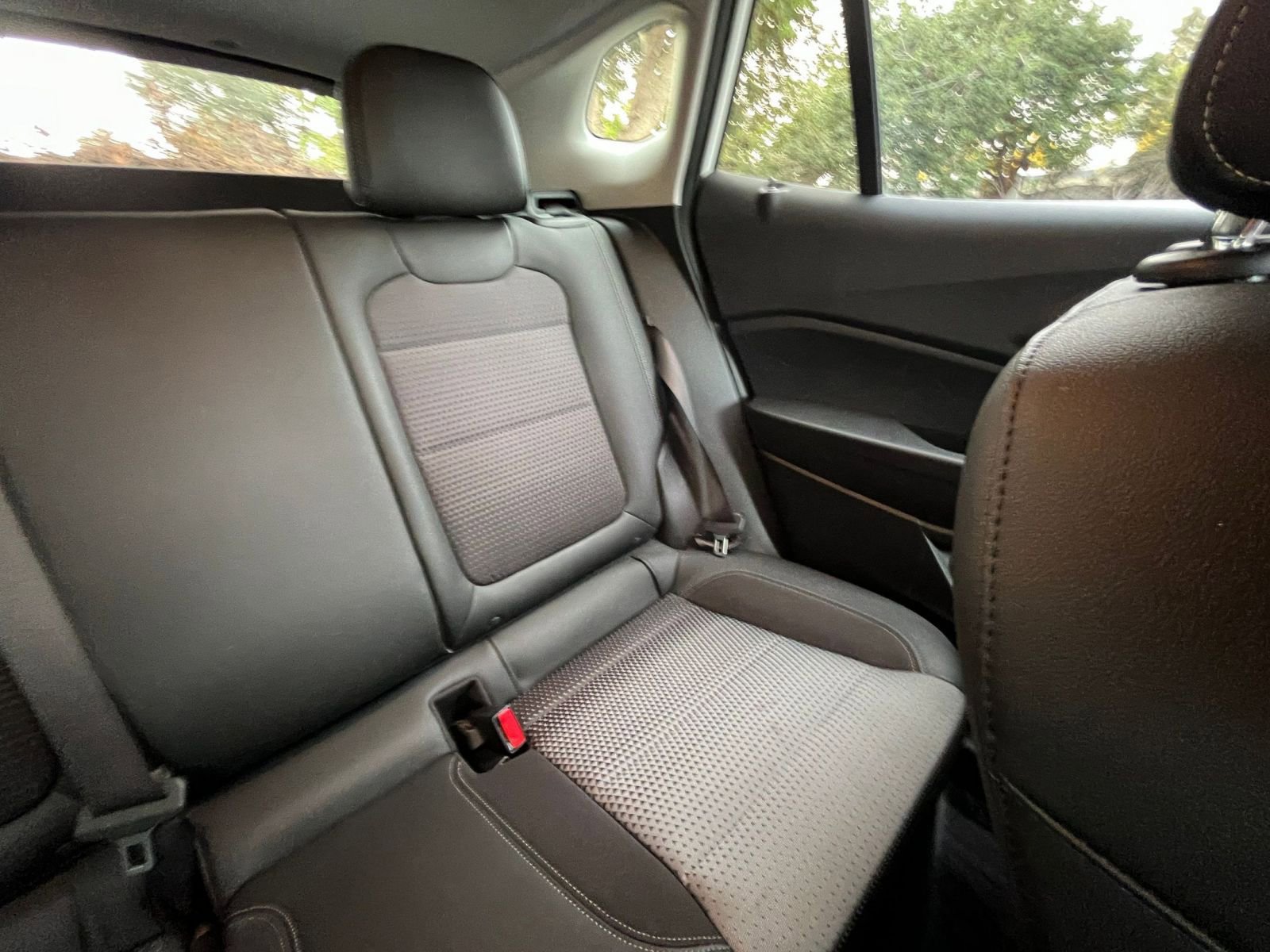 Used 2025 Chevrolet Trax LT image 35