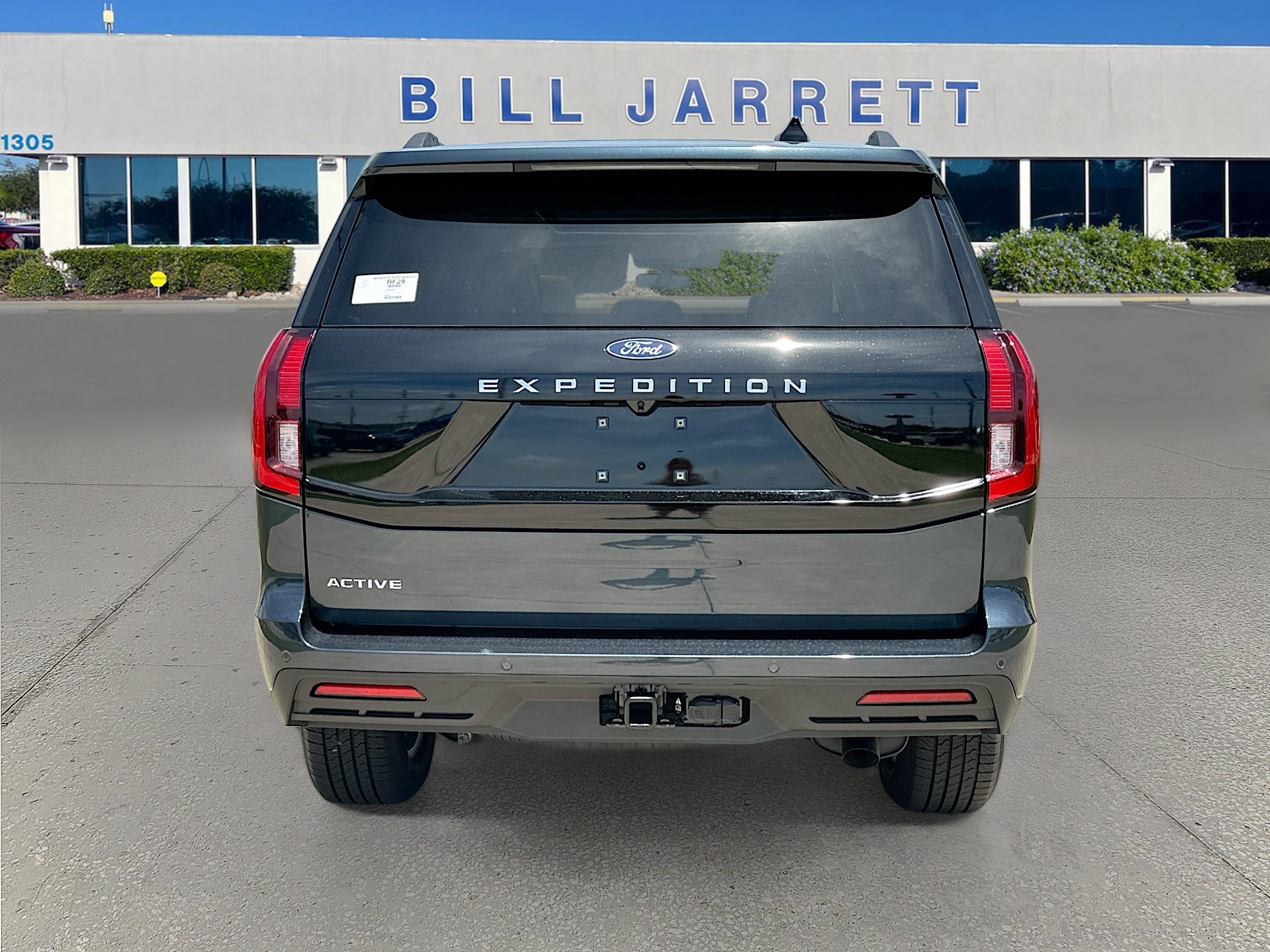New 2026 Ford Expedition Active RWD image 5