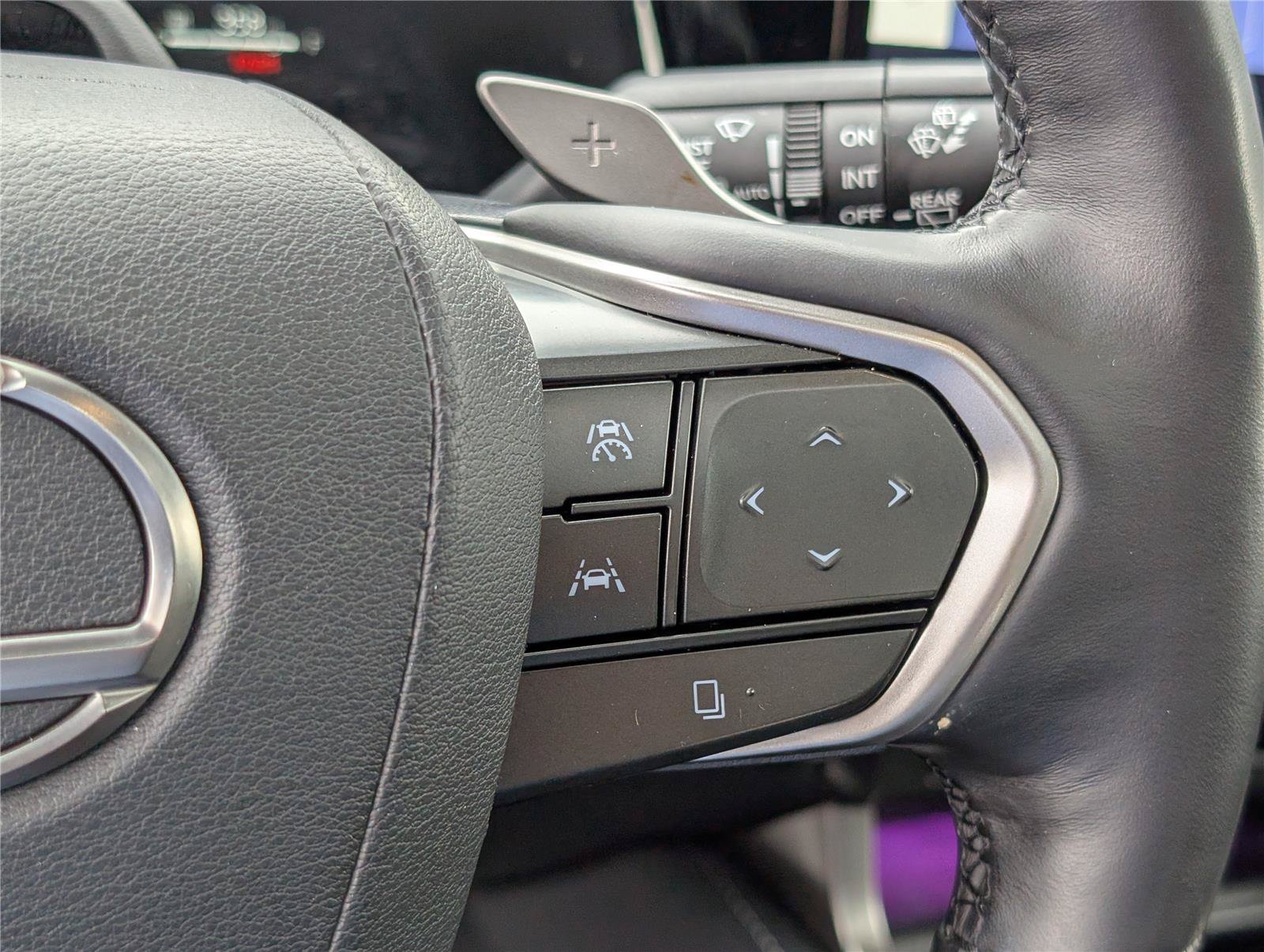 Used 2025 Lexus RX 450h AWD w/ Convenience Package image 25