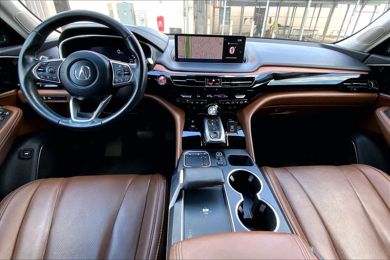 Certified 2023 Acura MDX FWD w/ Technology Package image 15