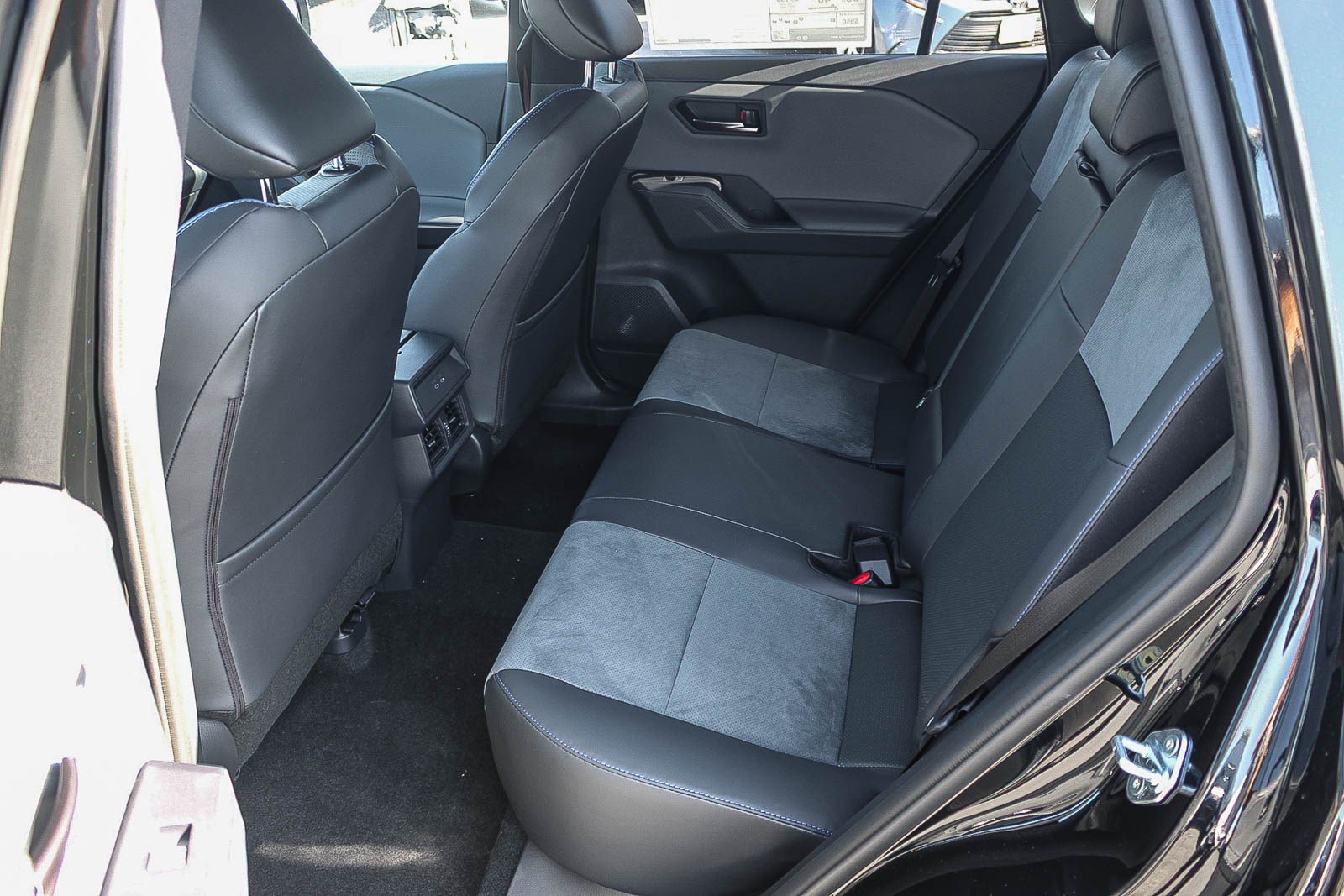 New 2026 Toyota RAV4 XSE AWD/4WD image 21