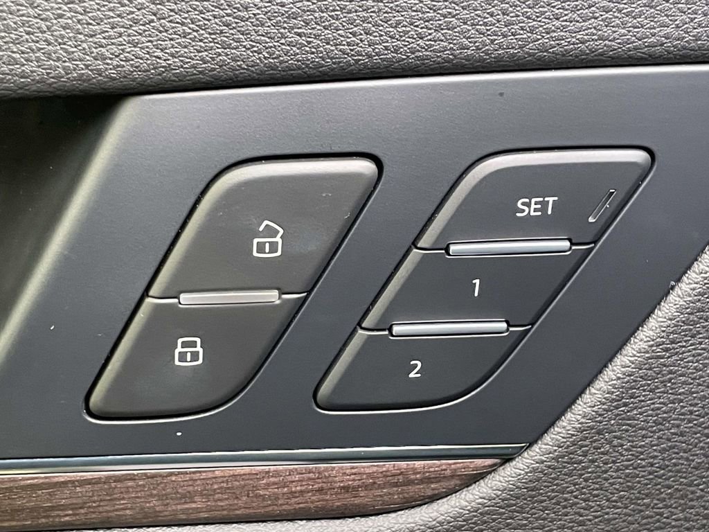 Certified 2023 Audi Q5 2.0T Premium w/ Convenience Package image 35