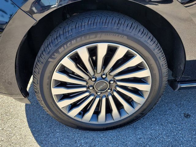 Certified 2020 Lincoln Navigator L Reserve w/ Luxury Package AWD/4WD image 8