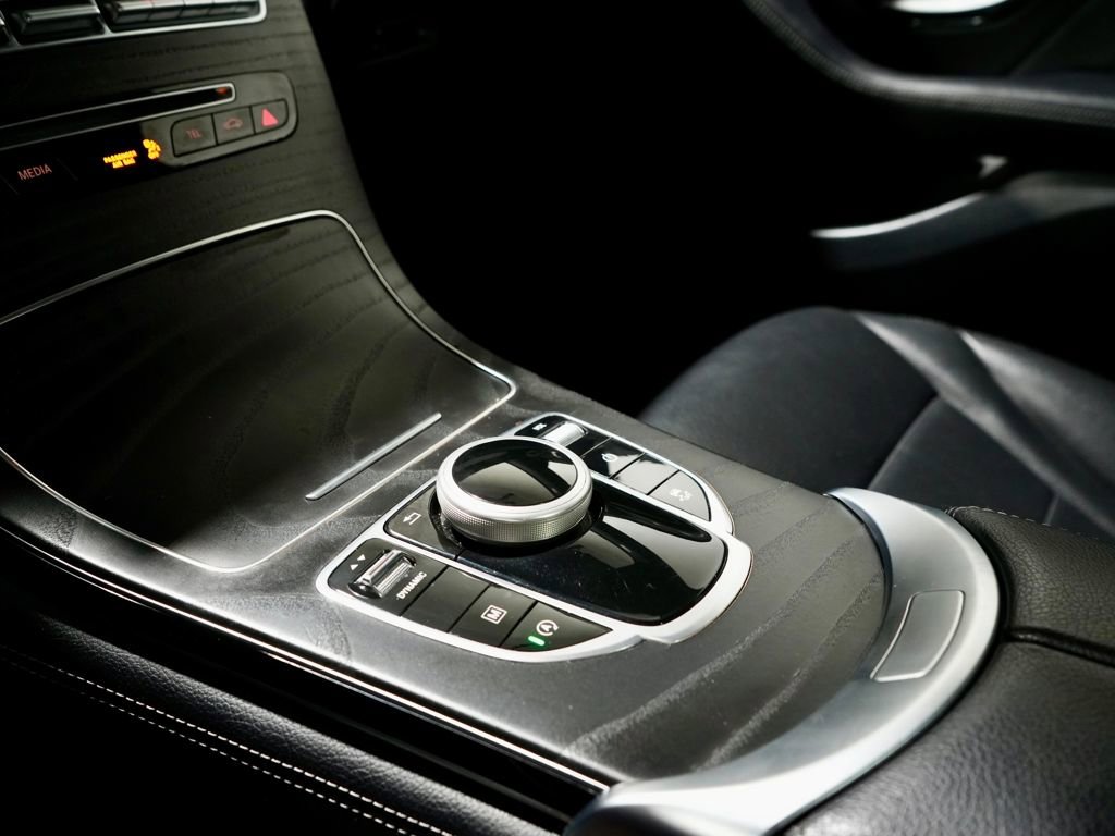 Used 2019 Mercedes-Benz GLC 300 image 21