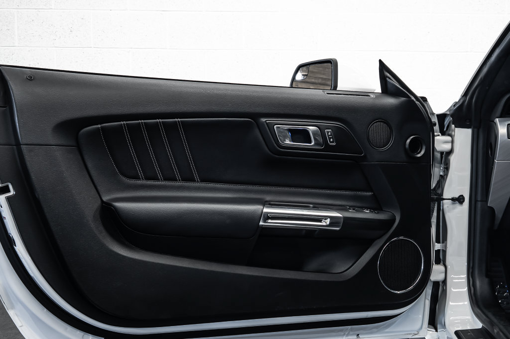 Used 2020 Ford Mustang Premium RWD image 17