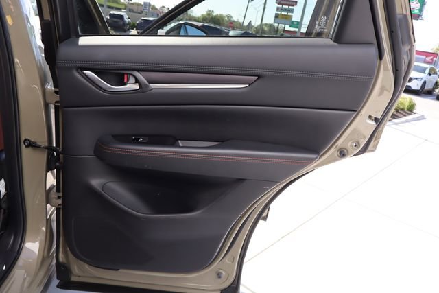Used 2024 MAZDA CX-5 Carbon Edition image 29