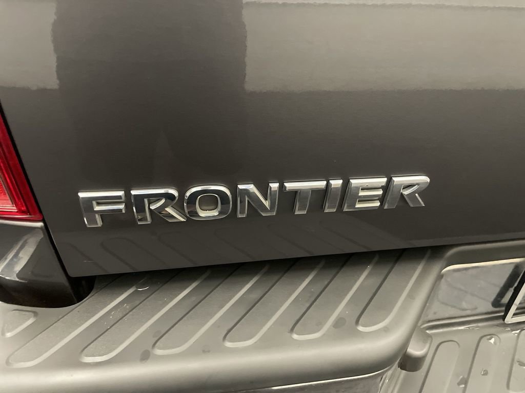 Used 2018 Nissan Frontier SV image 22