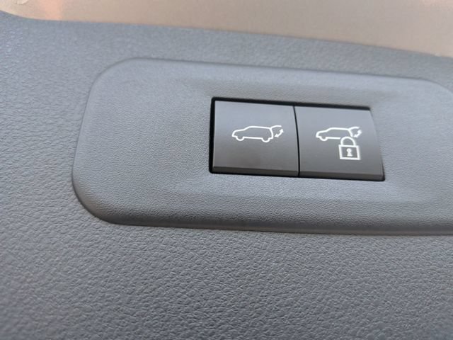 Used 2024 Lexus NX 250 FWD w/ Towing Package (2000 Lbs) image 33