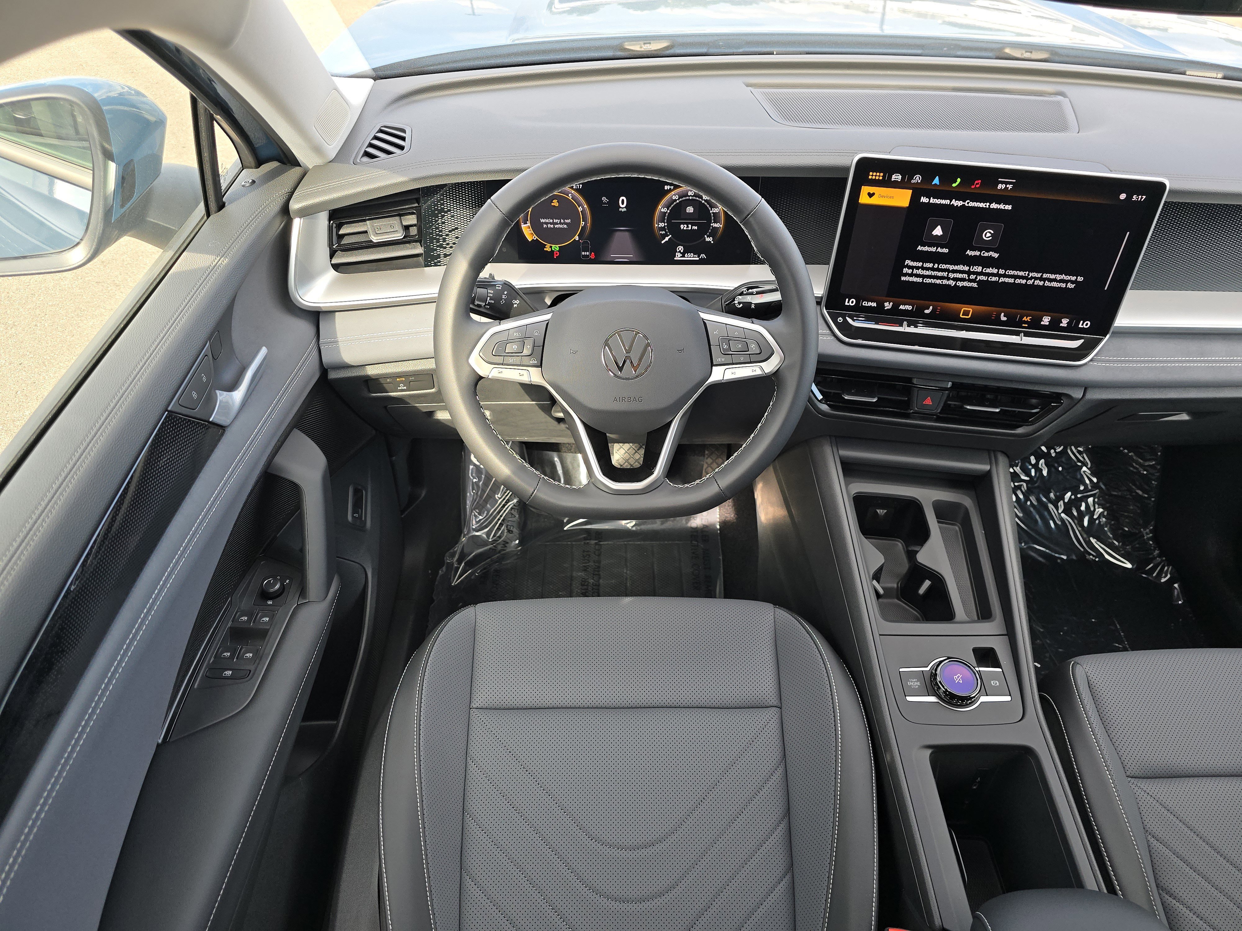 New 2025 Volkswagen Tiguan SE image 19