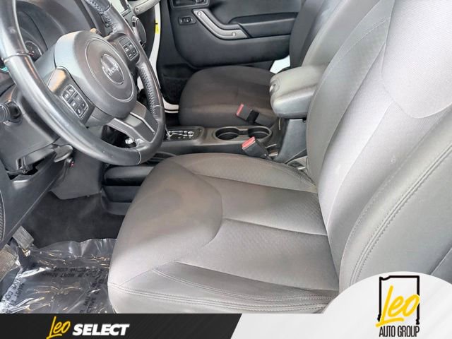 Used 2018 Jeep Wrangler Sport AWD/4WD image 16