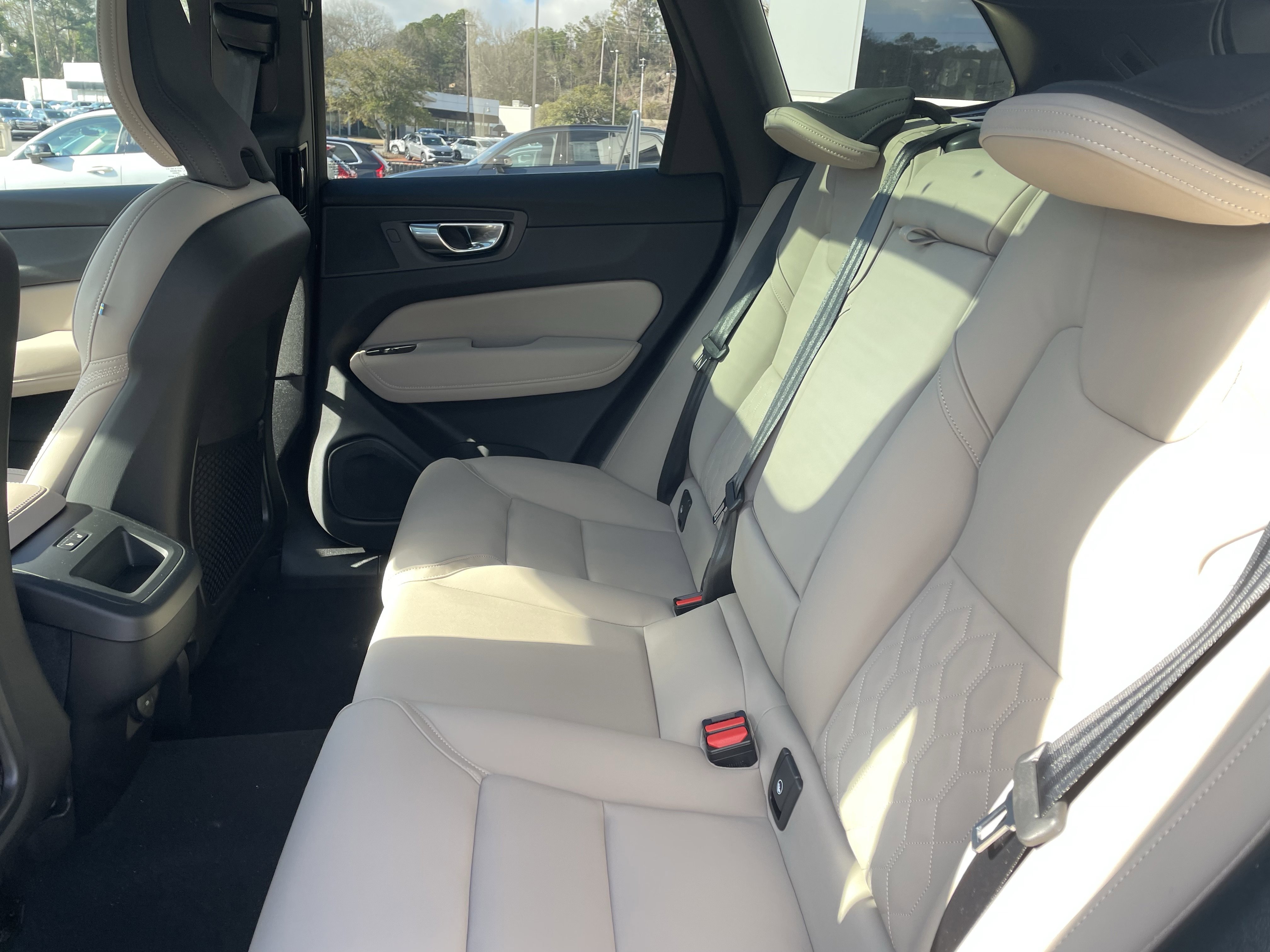 New 2026 Volvo XC60 B5 Plus w/ Protection Package Premier image 12