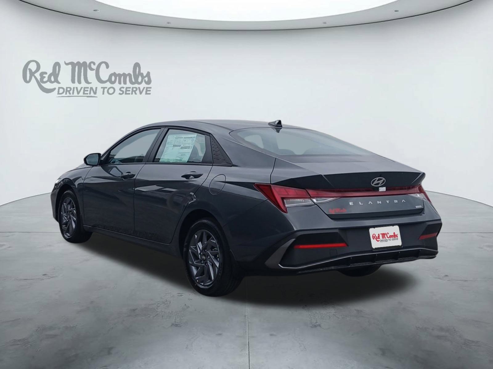 New 2025 Hyundai Elantra Blue image 3