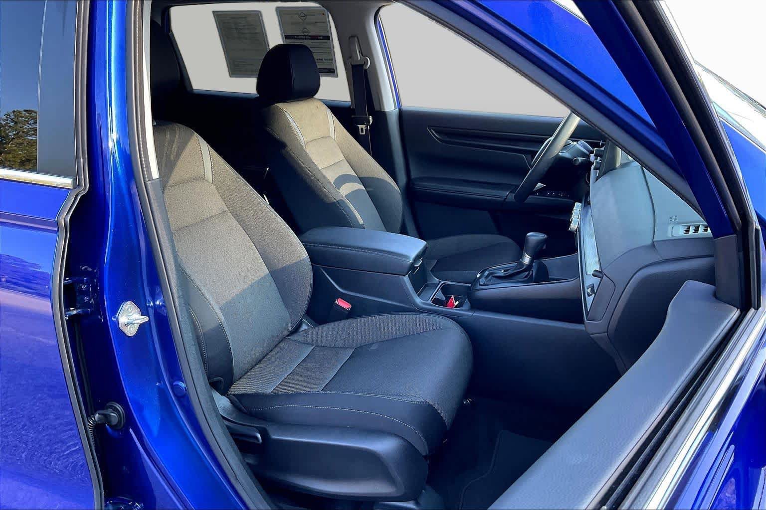 Used 2024 Honda CR-V EX image 9