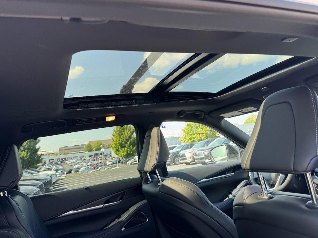 New 2026 INFINITI QX60 Sport w/ Dark Cargo Package image 6