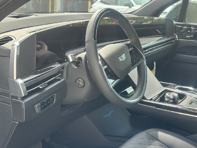 New 2026 Cadillac Escalade IQ Sport 1 w/ LPO, Floor Liner Package AWD/4WD image 14