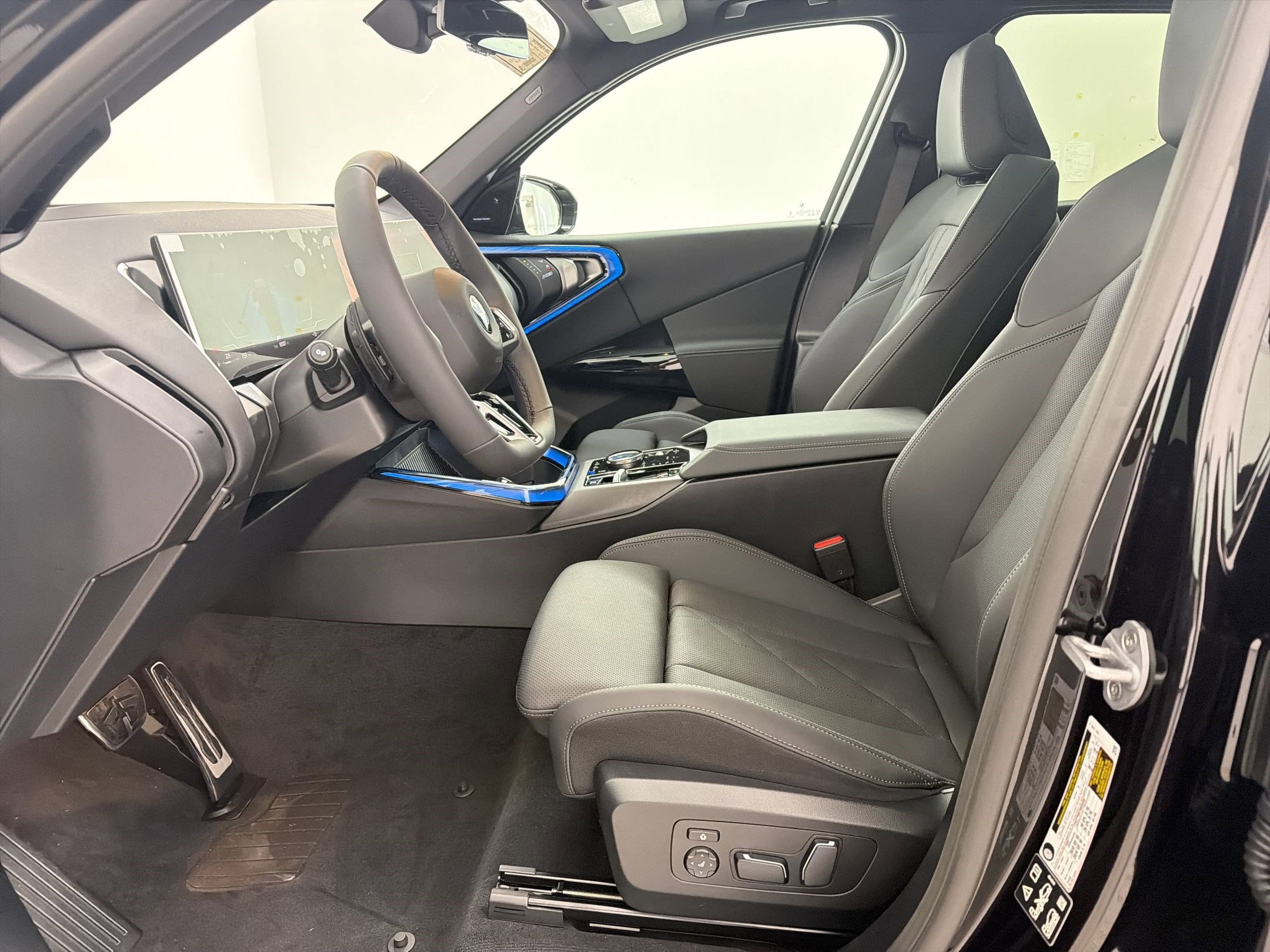 New 2026 BMW X3 xDrive30 w/ Premium Package image 5