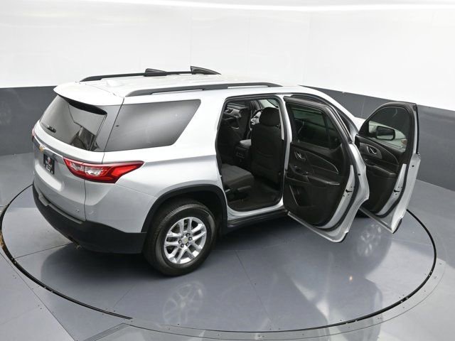 Used 2021 Chevrolet Traverse LT image 48