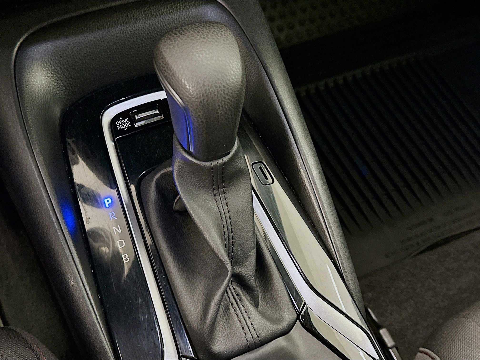 Used 2024 Toyota Corolla SE image 24