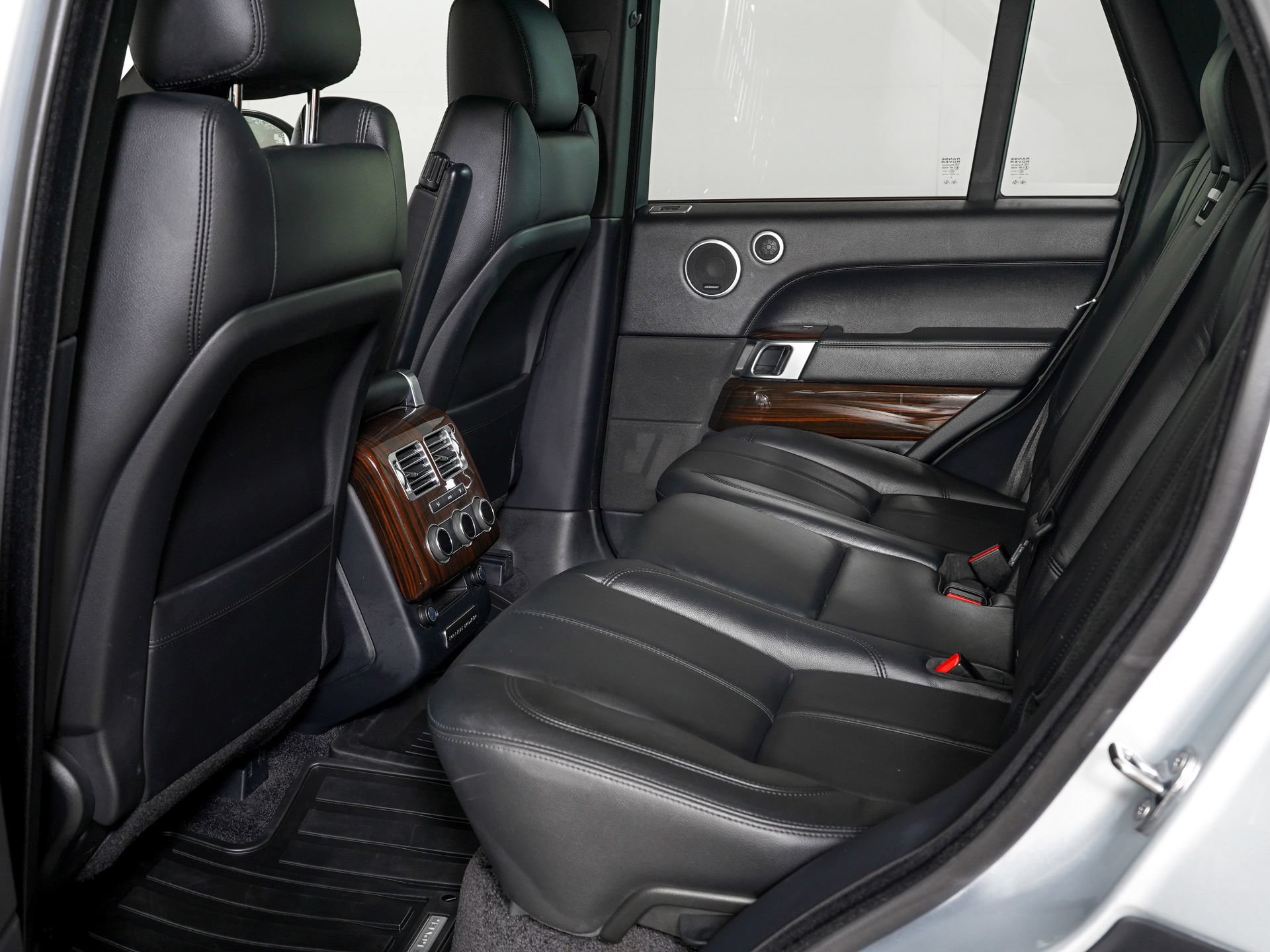Used 2016 Land Rover Range Rover AWD/4WD image 14
