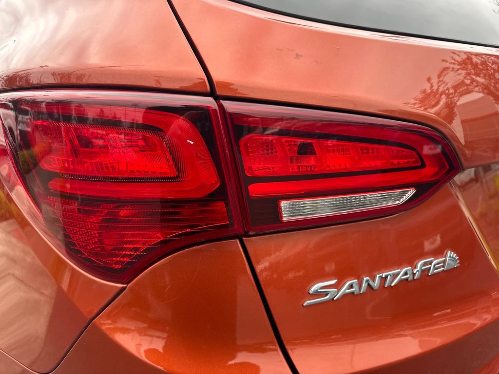 Used 2017 Hyundai Santa Fe Sport AWD/4WD image 10