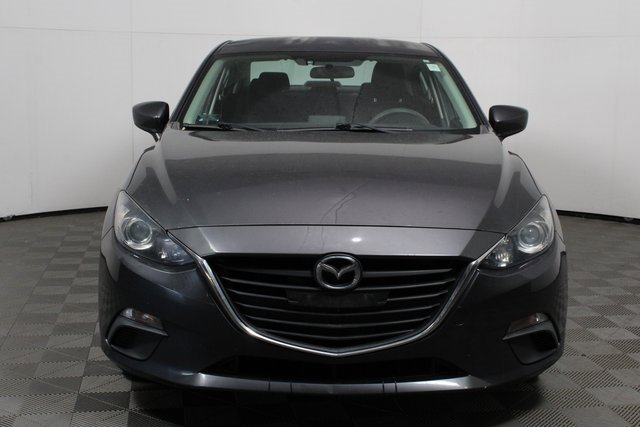 Used 2016 MAZDA MAZDA3 i Sport w/ Preferred Equipment Package image 2